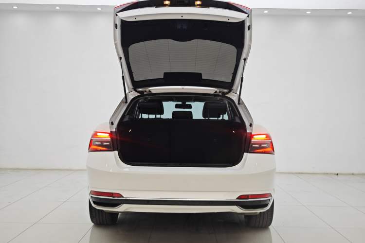 Used Skoda Superb 2021 TSI330 DSG Comfort Edition Trunk