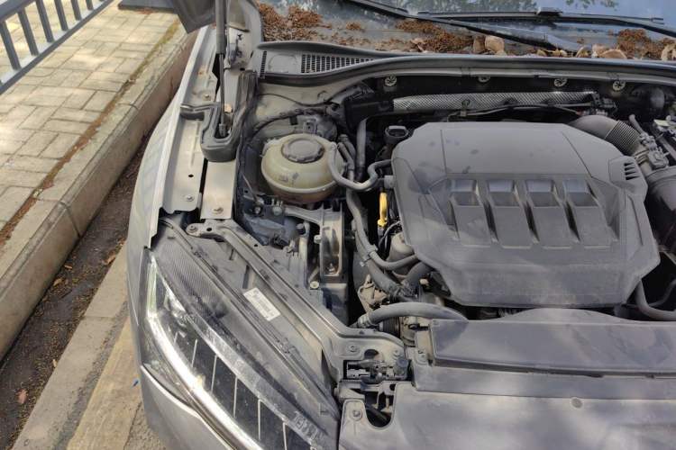 Used Skoda Superb 2021 TSI330 DSG Comfort Edition Engine Bay Right