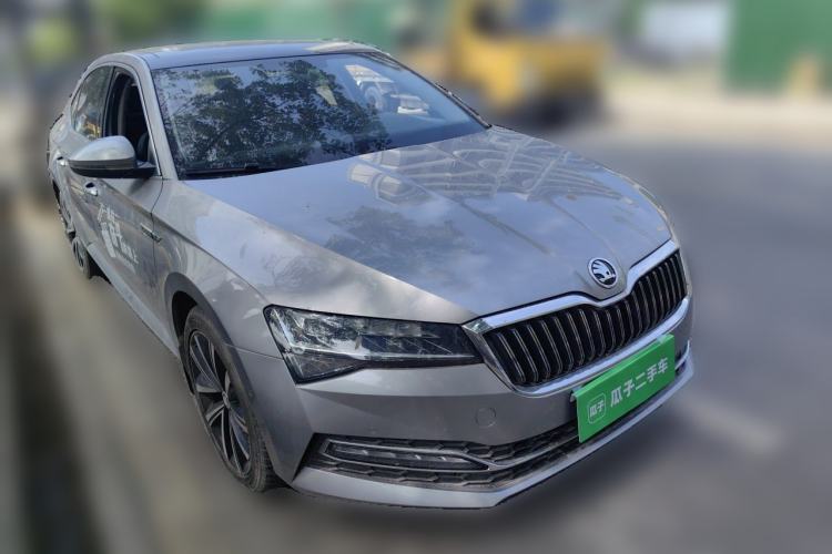 Used Skoda Superb 2021 TSI330 DSG Comfort Edition Front Right 45 Deg