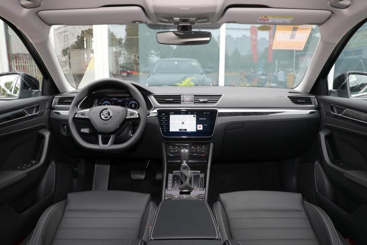 Used Skoda Superb 2021 TSI280 DSG Comfort Edition Interior 1