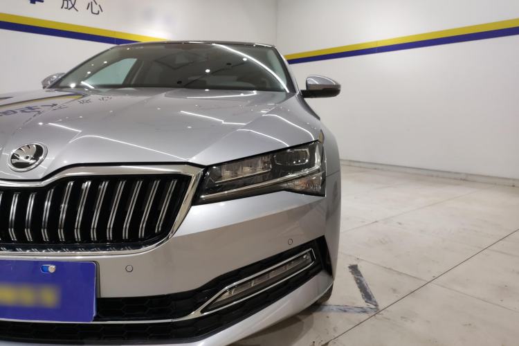 Used Skoda Superb 2021 TSI330 DSG Comfort Edition Left Front Headlight