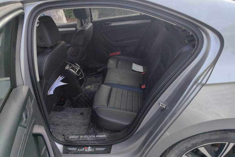 Used Skoda Superb 2021 TSI330 DSG Comfort Edition Left Rear Seat