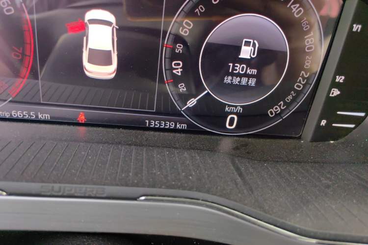 Used Skoda Superb 2021 TSI330 DSG Comfort Edition Odometer Close Up