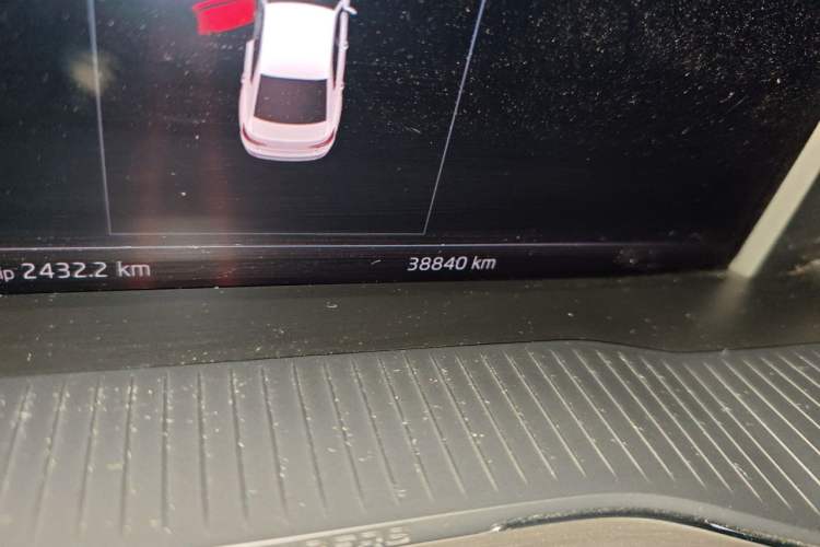 Used Skoda Superb 2021 TSI330 DSG Comfort Edition Odometer Close Up