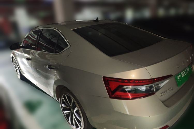 Used Skoda Superb 2021 TSI330 DSG Comfort Edition Rear Left 45 Deg