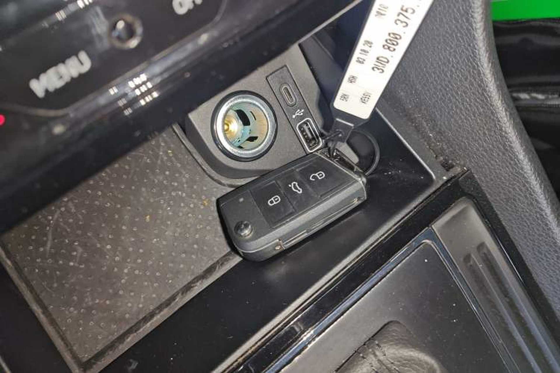 Used Skoda Superb 2021 TSI330 DSG Comfort Edition Vehicle Key