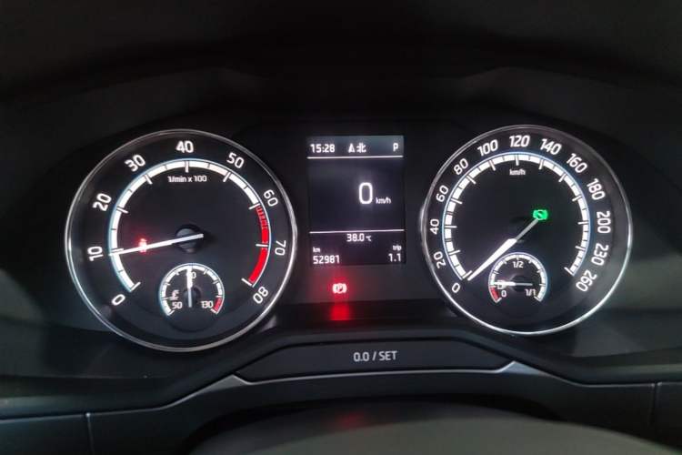 Used Skoda Superb 2021 TSI280 DSG Comfort Edition Instrument Cluster