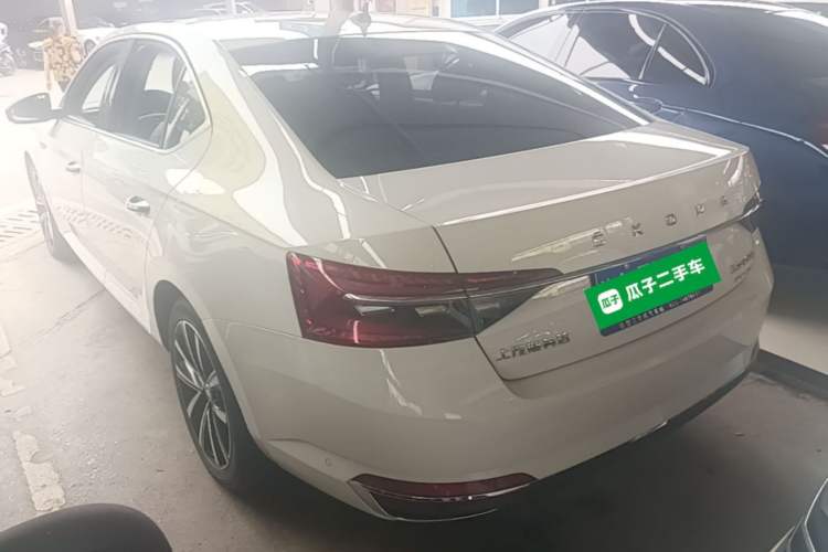 Used Skoda Superb 2021 TSI330 DSG Comfort Edition Rear Left 45 Deg