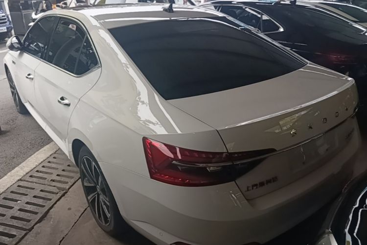 Used Skoda Superb 2021 TSI330 DSG Comfort Edition Rear Left 45 Deg