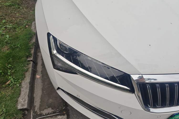 Used Skoda Superb 2021 TSI280 DSG Comfort Edition Right Front Headlight