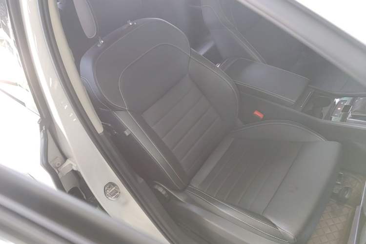 Used Skoda Superb 2021 TSI280 DSG Comfort Edition Right Front Seat