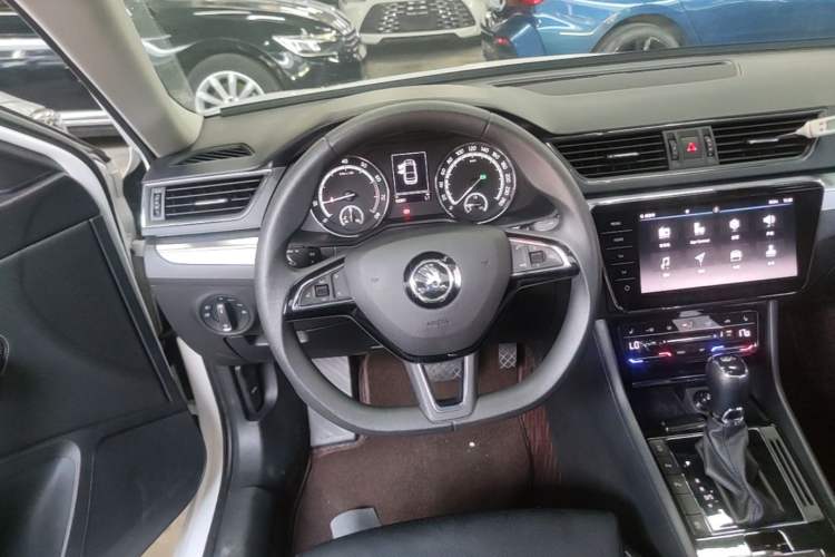 Used Skoda Superb 2021 TSI280 DSG Comfort Edition Steering Wheel