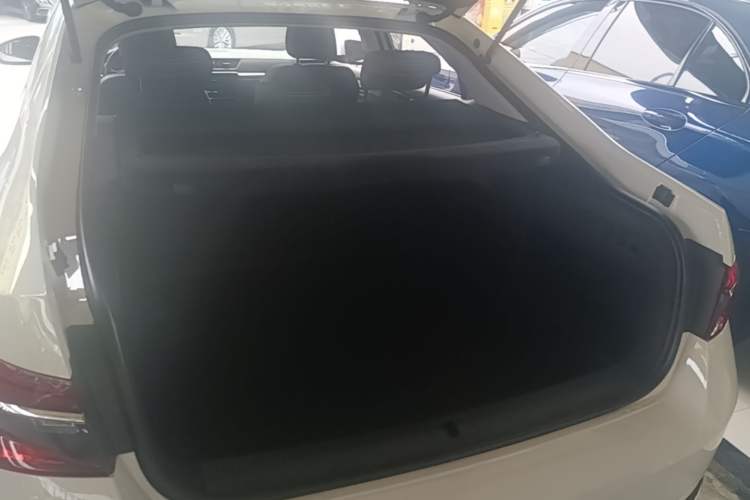 Used Skoda Superb 2021 TSI330 DSG Comfort Edition Trunk