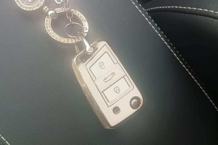 Used Skoda Superb 2021 TSI330 DSG Comfort Edition Vehicle Key