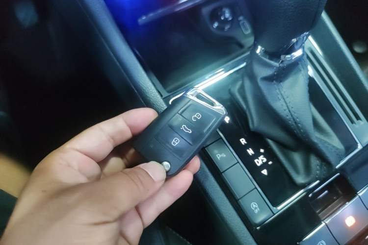 Used Skoda Superb 2021 TSI280 DSG Comfort Edition Vehicle Key