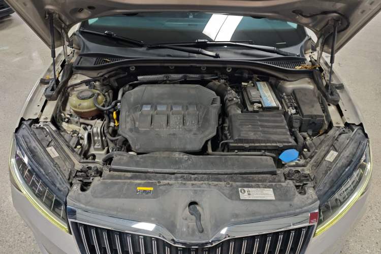 Used Skoda Superb 2021 TSI330 DSG Comfort Edition Engine Bay