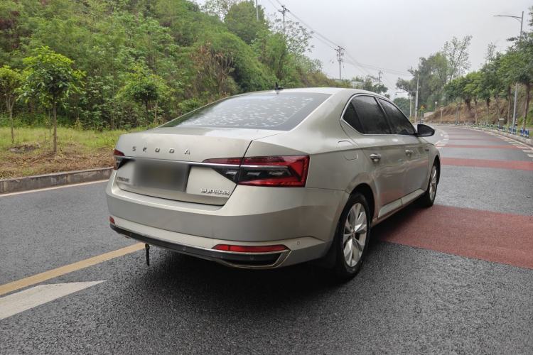Used Skoda Superb 2021 TSI280 DSG Comfort Edition Exterior 3