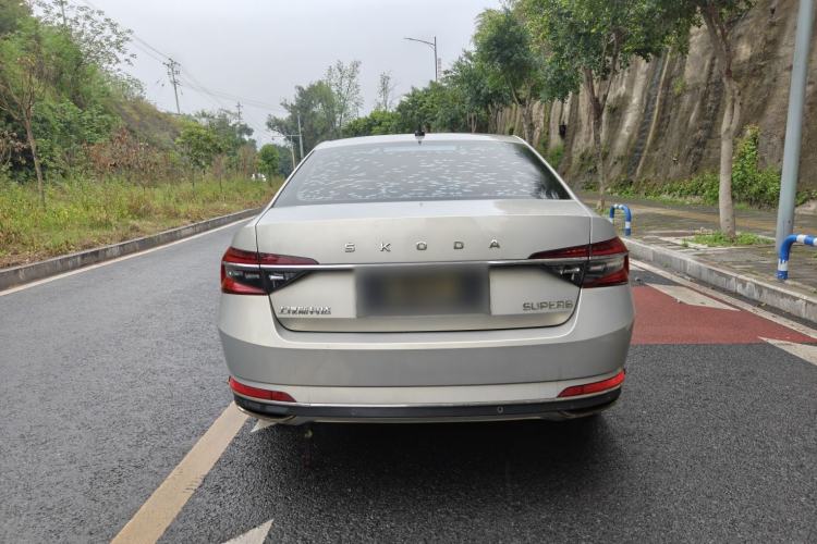 Used Skoda Superb 2021 TSI280 DSG Comfort Edition Exterior 4