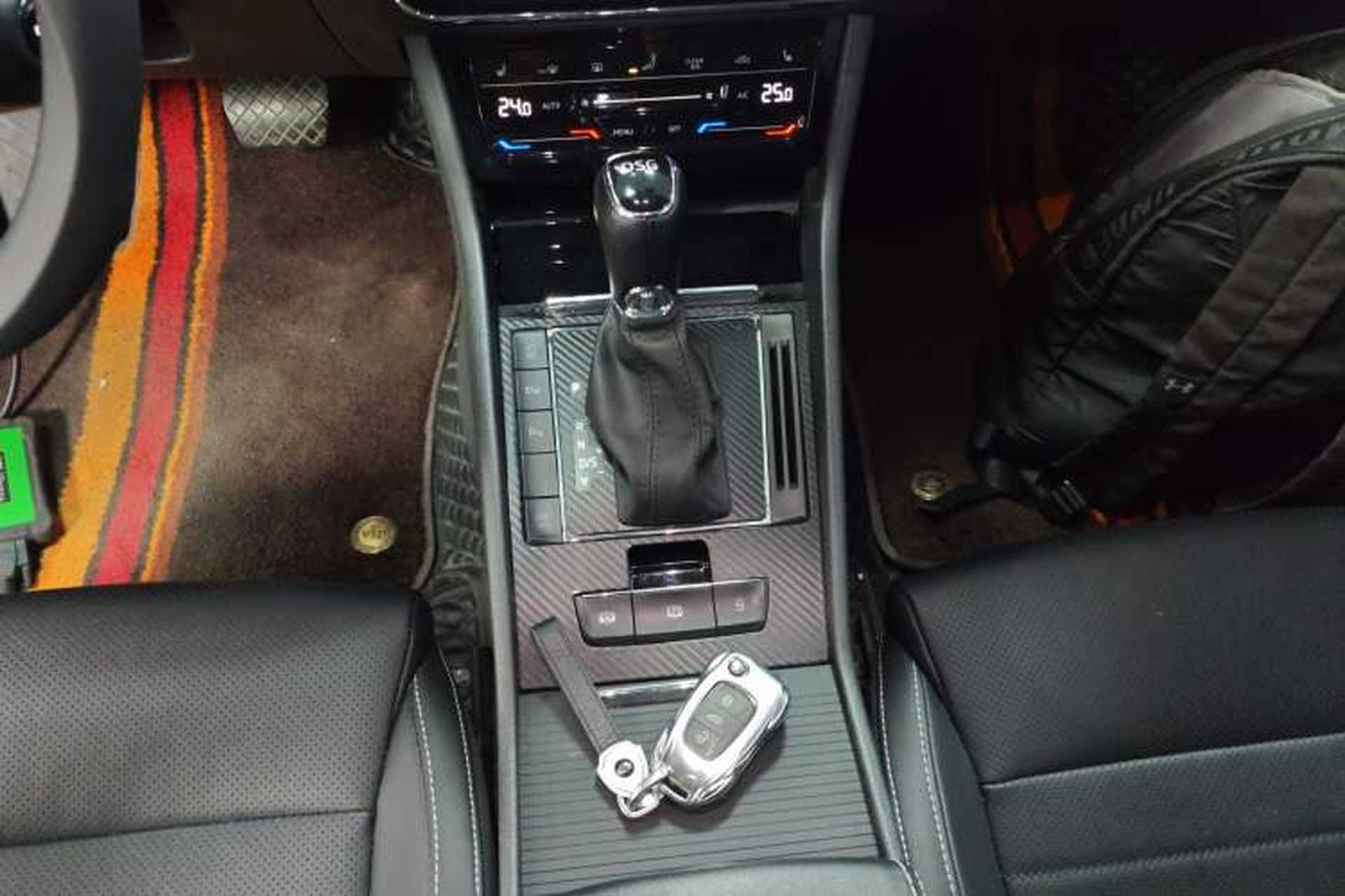 Used Skoda Superb 2021 TSI330 DSG Comfort Edition Gear Lever