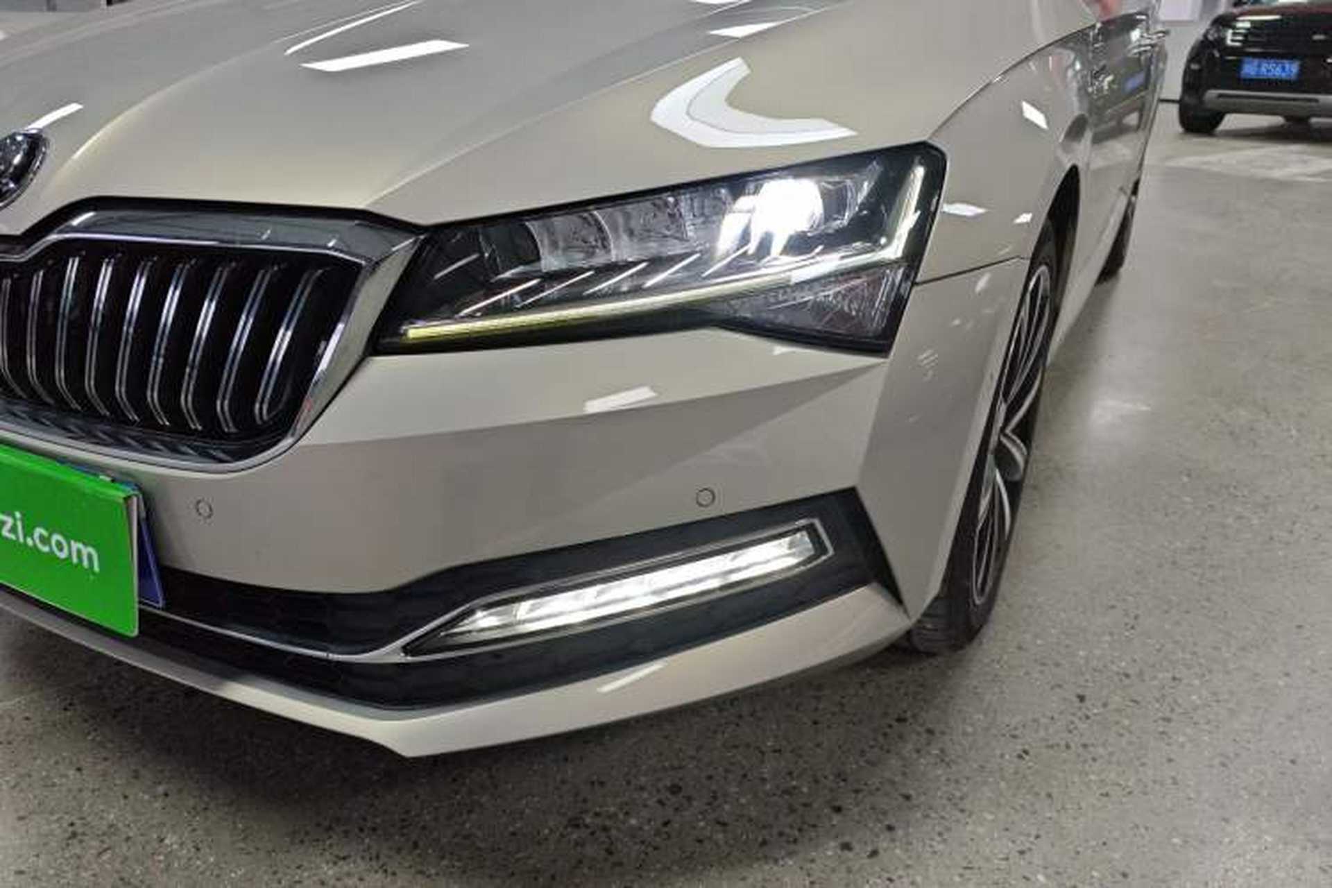 Used Skoda Superb 2021 TSI330 DSG Comfort Edition Left Front Headlight