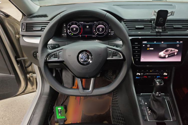 Used Skoda Superb 2021 TSI330 DSG Comfort Edition Steering Wheel