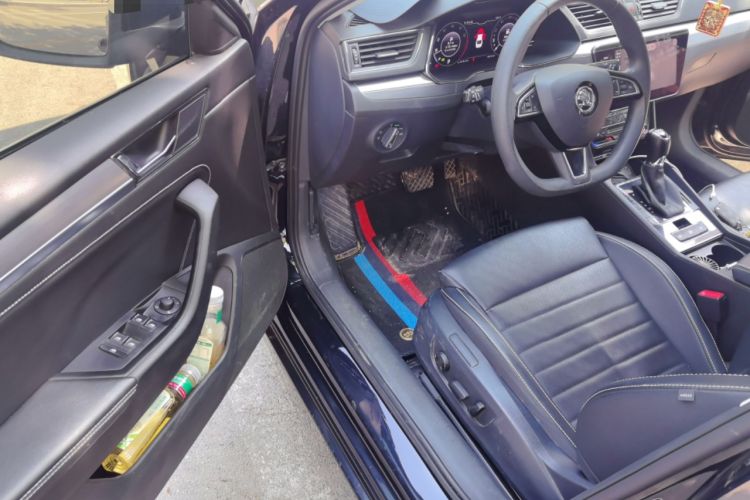 Used Skoda Superb 2022 TSI280 DSG Luxury Edition Driver Seat