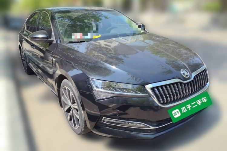 Used Skoda Superb 2022 TSI280 DSG Luxury Edition Front Right 45 Deg