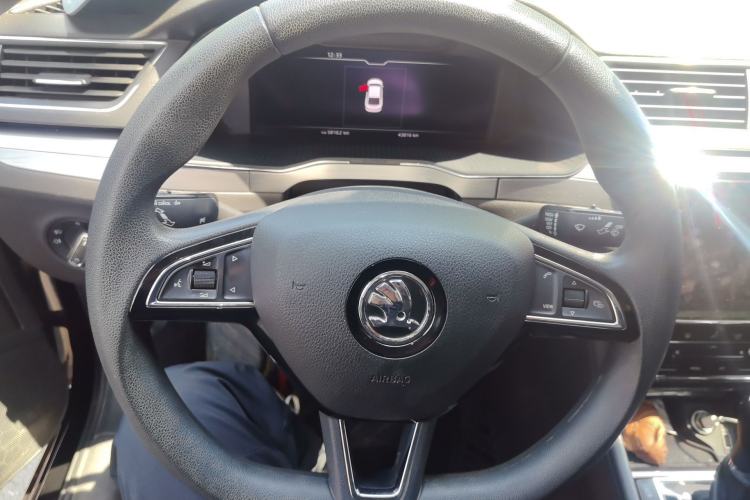 Used Skoda Superb 2022 TSI280 DSG Luxury Edition Steering Wheel