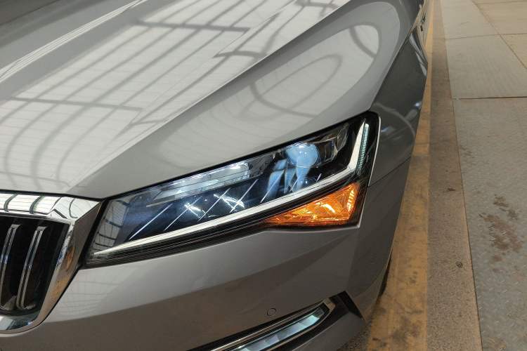 Used Skoda Superb 2022 TSI330 DSG Luxury Edition Left Front Headlight