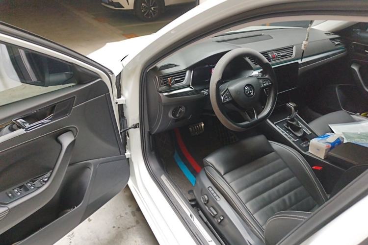 Used Skoda Superb 2022 TSI330 DSG Luxury Edition Driver Seat