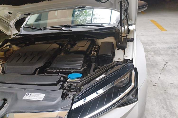 Used Skoda Superb 2022 TSI330 DSG Luxury Edition Engine Bay Left