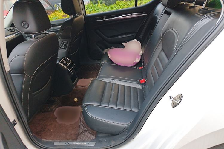 Used Skoda Superb 2022 TSI330 DSG Luxury Edition Left Rear Seat