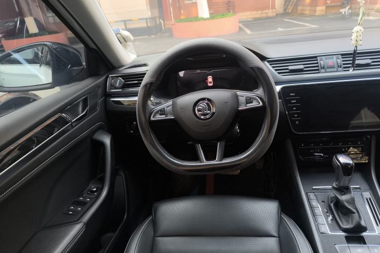 Used Skoda Superb 2022 TSI330 DSG Luxury Edition Steering Wheel