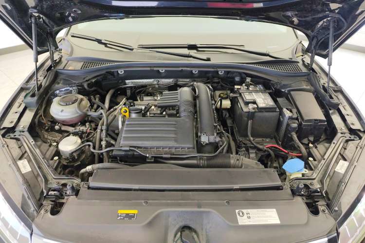 Used Skoda Superb 2023 Facelifted TSI280 DSG Luxury Edition Engine Bay