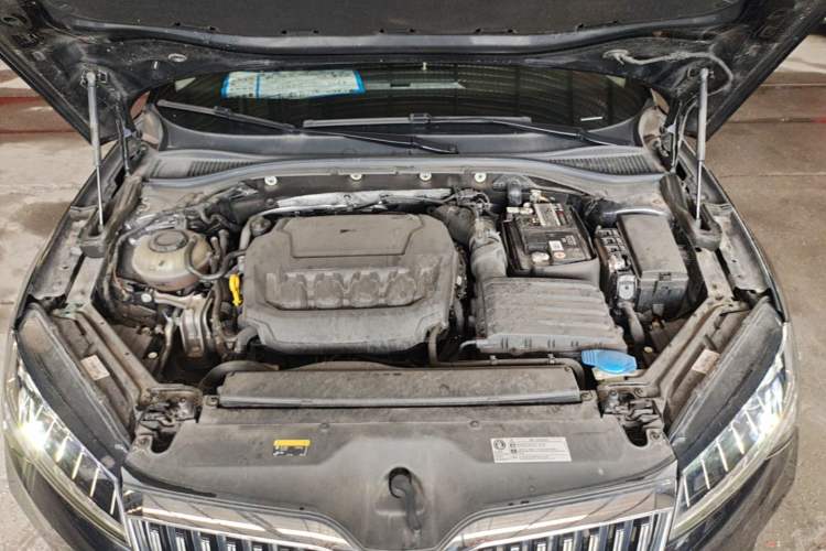 Used Skoda Superb 2023 Restyled TSI330 DSG Luxury Edition Engine Bay