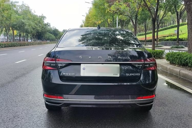 Used Skoda Superb 2023 Facelifted TSI280 DSG Luxury Edition Exterior 5