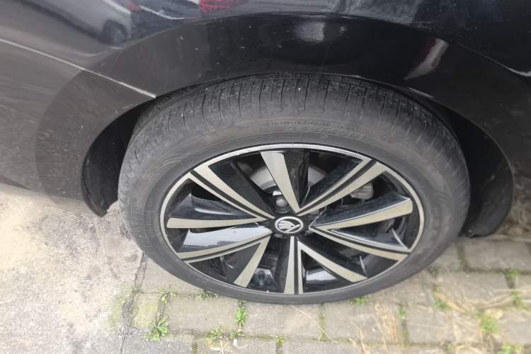 Used Skoda Superb 2023 Facelifted TSI280 DSG Luxury Edition Exterior 5