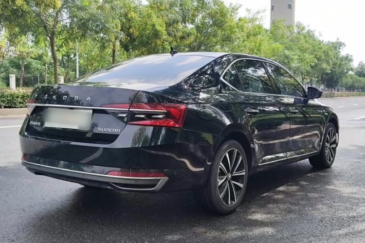 Used Skoda Superb 2023 Facelifted TSI280 DSG Luxury Edition Exterior 6