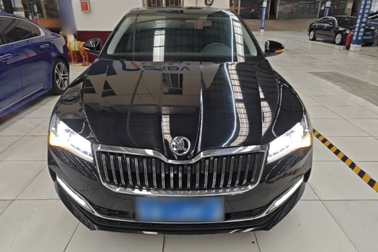 Used Skoda Superb 2023 Facelifted TSI280 DSG Luxury Edition Front