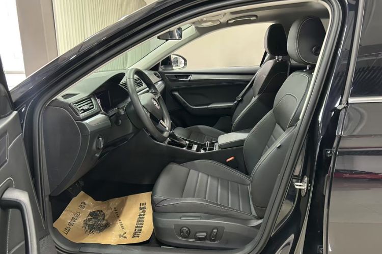 Used Skoda Superb 2023 Facelifted TSI280 DSG Luxury Edition Interior 2
