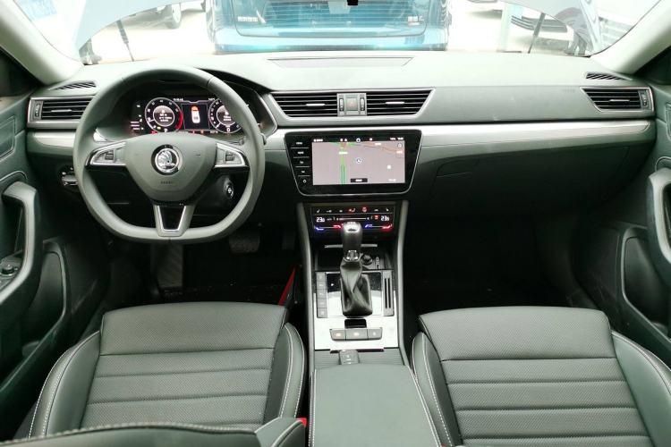 Used Skoda Superb 2023 Facelifted TSI280 DSG Luxury Edition Interior 2