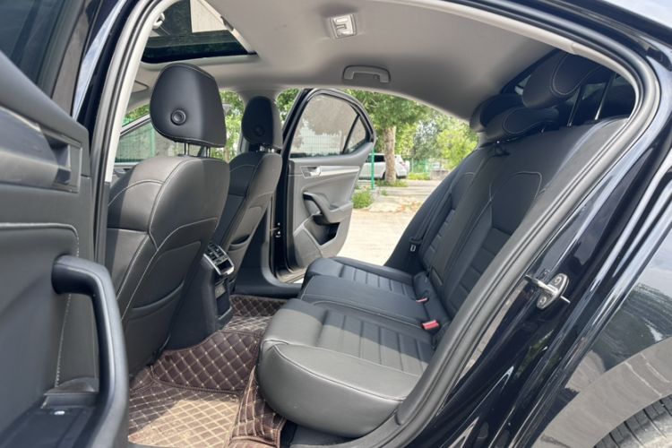 Used Skoda Superb 2023 Facelifted TSI280 DSG Luxury Edition Interior 3