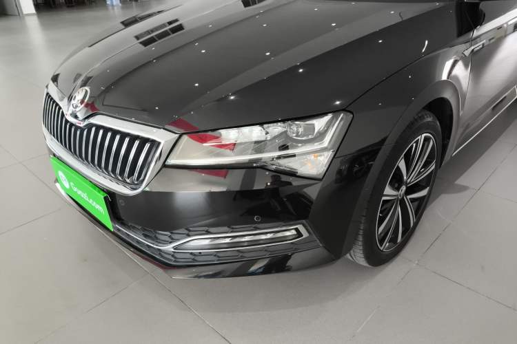 Used Skoda Superb 2023 Facelifted TSI280 DSG Luxury Edition Left Front Headlight