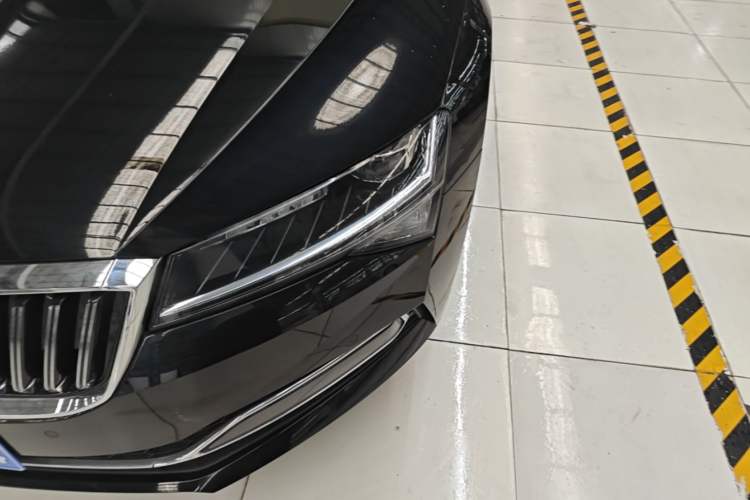 Used Skoda Superb 2023 Facelifted TSI280 DSG Luxury Edition Left Front Headlight
