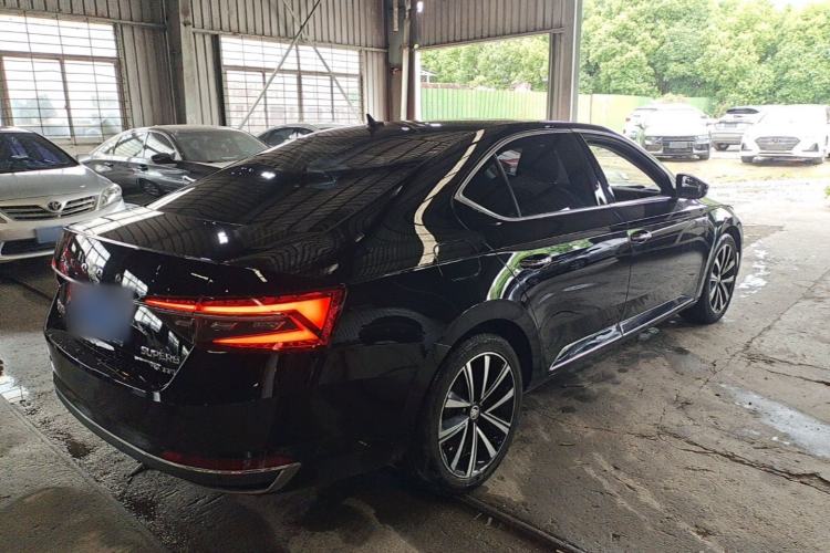 Used Skoda Superb 2023 Restyled TSI330 DSG Luxury Edition Rear Right 45 Deg
