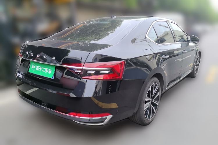 Used Skoda Superb 2023 Restyled TSI330 DSG Luxury Edition Rear Right 45 Deg
