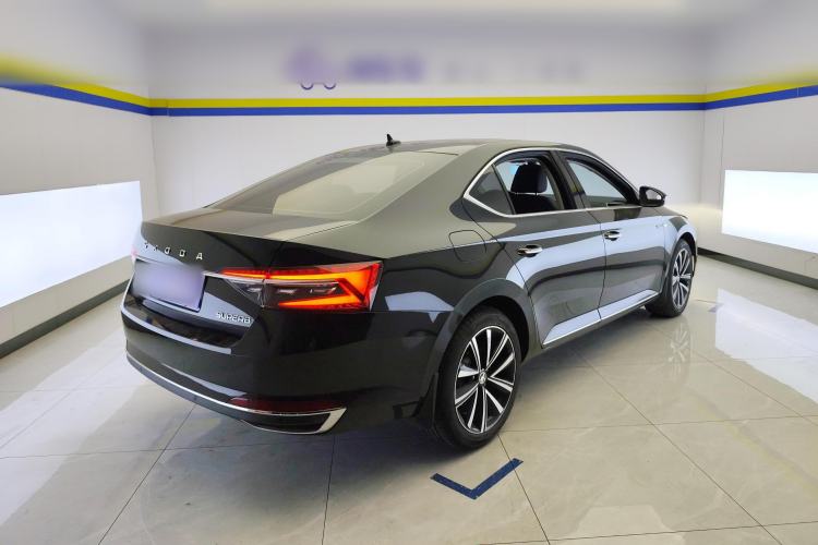 Used Skoda Superb 2023 Facelifted TSI280 DSG Luxury Edition Rear Right 45 Deg
