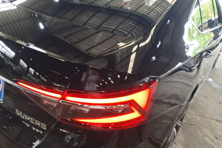 Used Skoda Superb 2023 Restyled TSI330 DSG Luxury Edition Right Rear Taillight
