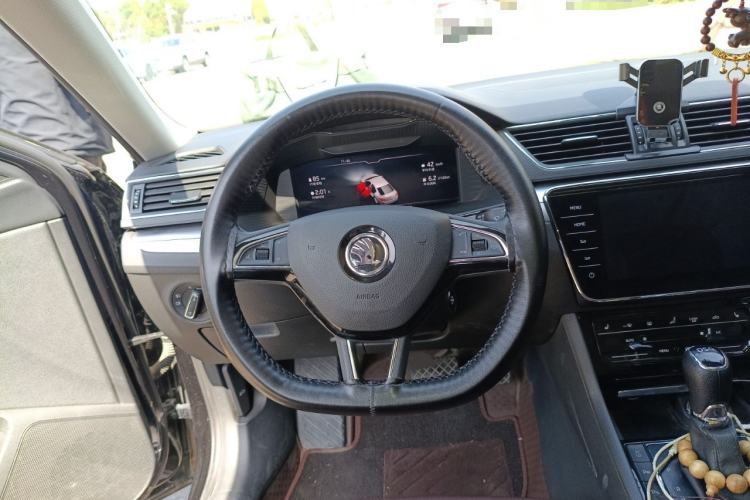 Used Skoda Superb 2023 Facelifted TSI280 DSG Luxury Edition Steering Wheel