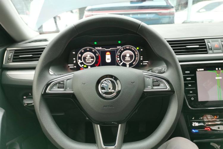 Used Skoda Superb 2023 Facelifted TSI280 DSG Luxury Edition Steering Wheel